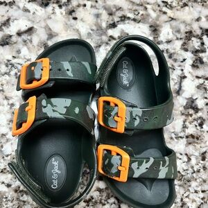 Cat & Jack Kids Green Camouflage Sandals with Orange Buckles
